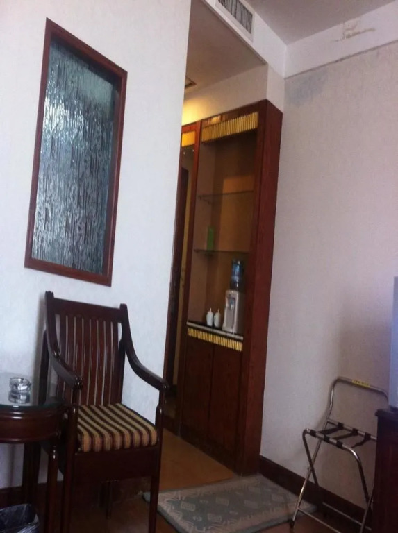 Jiaotong Hotel