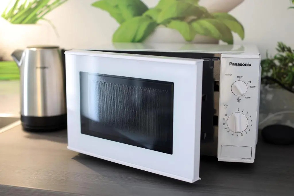 Modern und Neu, TOP Ausstattung mit Kaffeevollautomat, 2x Netflix-TV, Lüftungsanlage, Geschirrspüler