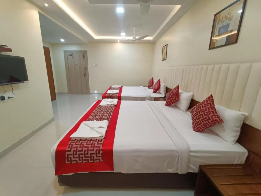 Sri Aswin Grand