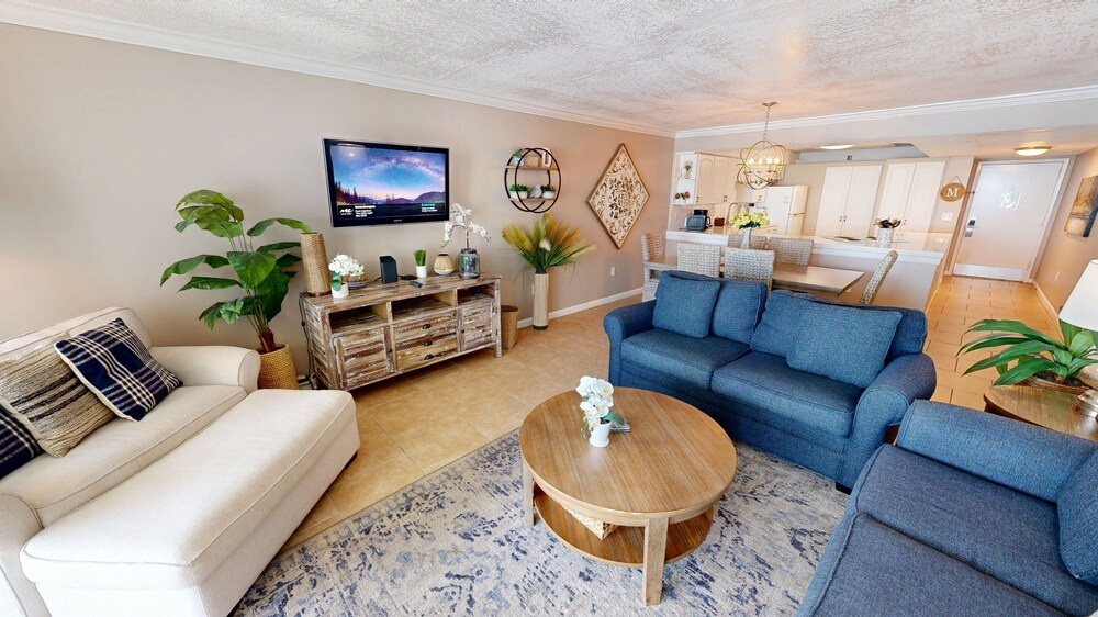 Shoreline Towers 2064 2 Bedroom Condo