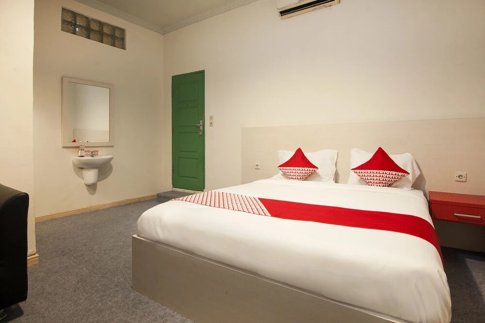 Hotel Paninda by OYO Rooms