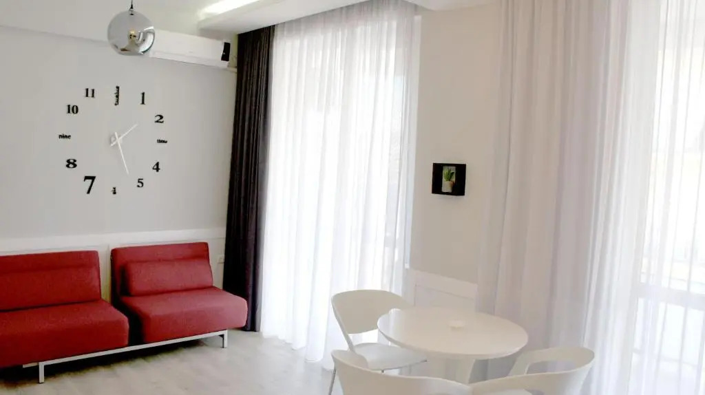 Happy Apartment 7