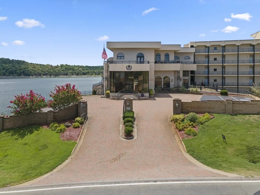 Superior 2 Bedroom Lake View Villa