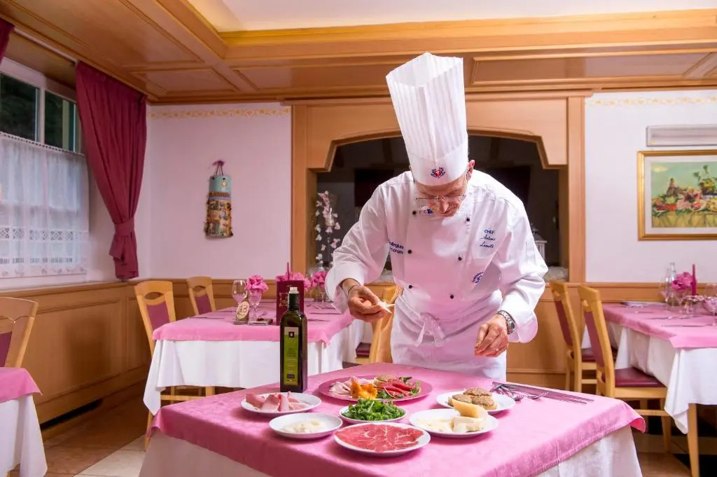 Hotel Villa Rosella Park & Wellness