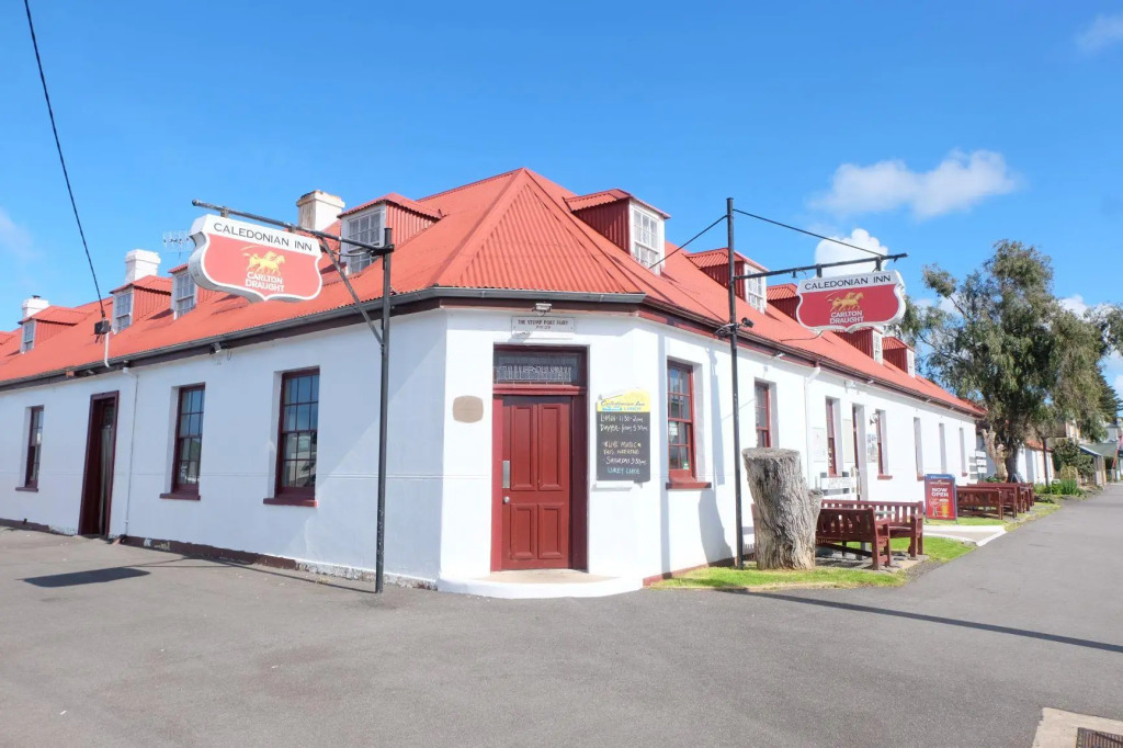 Caledonian Inn - The Stump