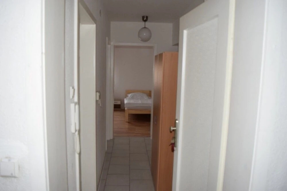 AB Apartment 13