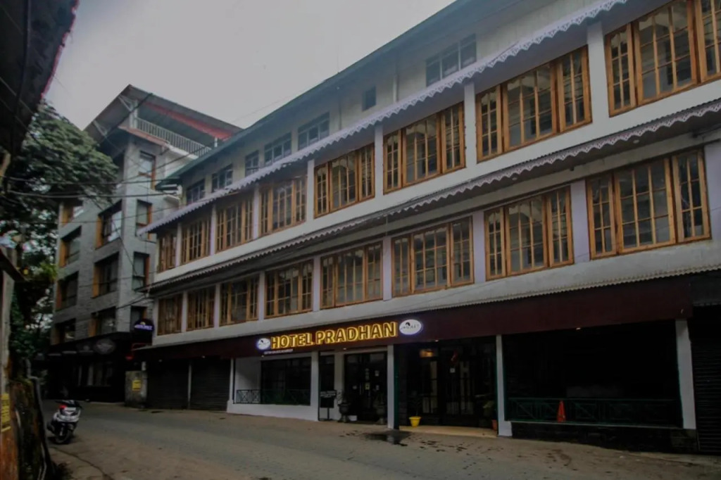 Jagjeet Hotel Pradhan