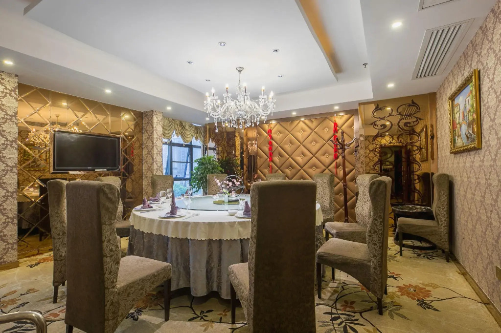 Dynasty International Hotel