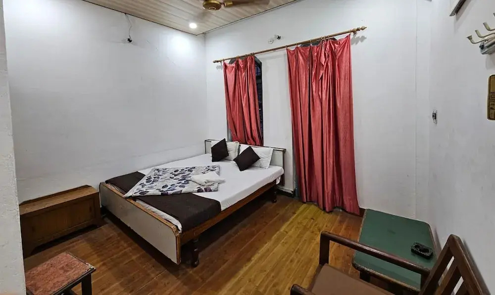 Chauhan Annexe