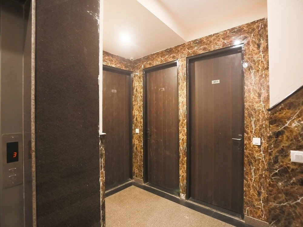 Hotel Deluxe Inn