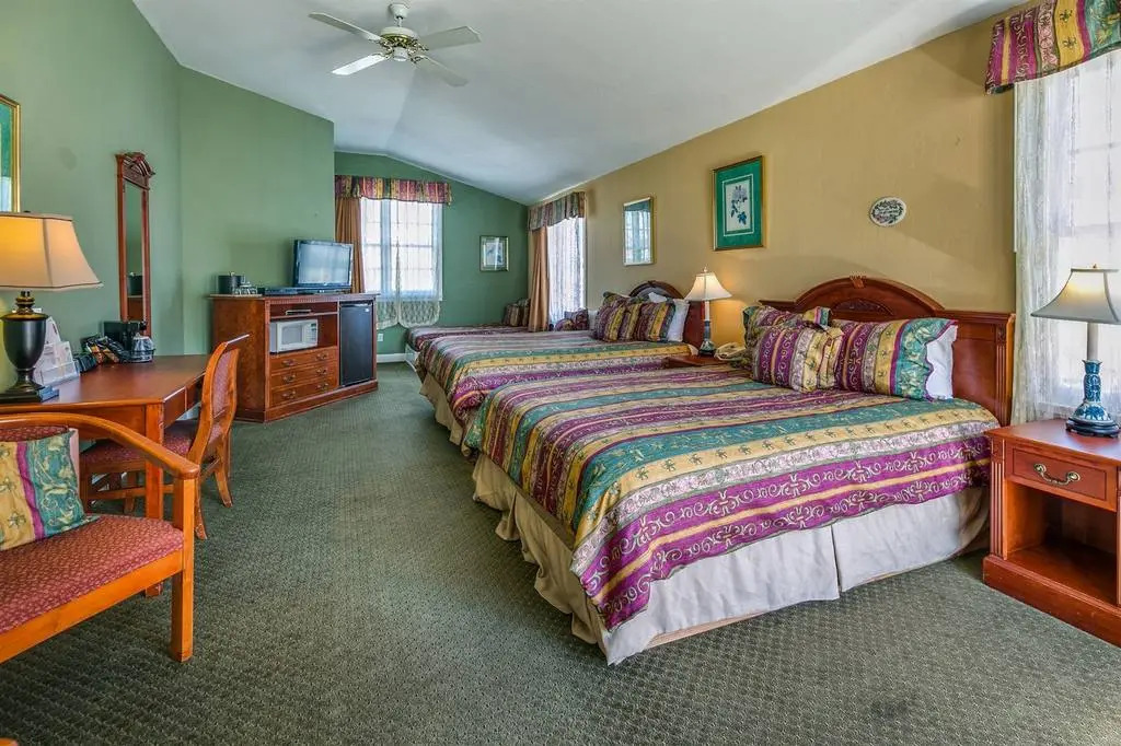 Rose Garden Inn