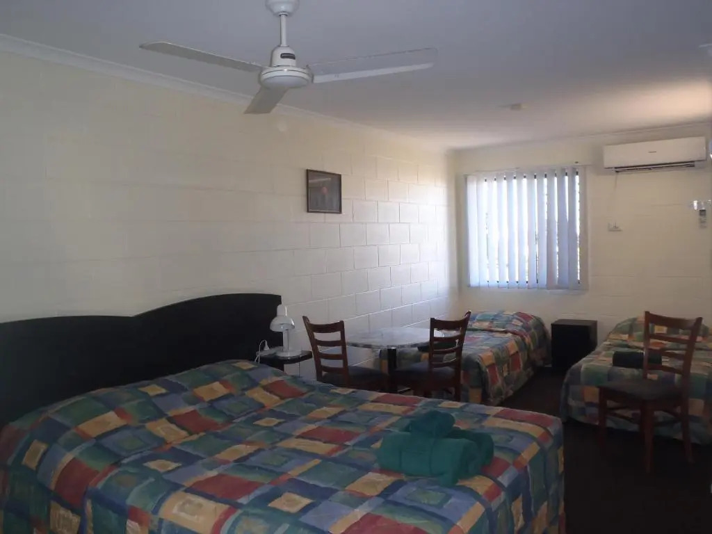Harbour Lodge Motel