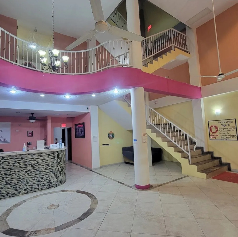 Maya Bella Downtown Hotel