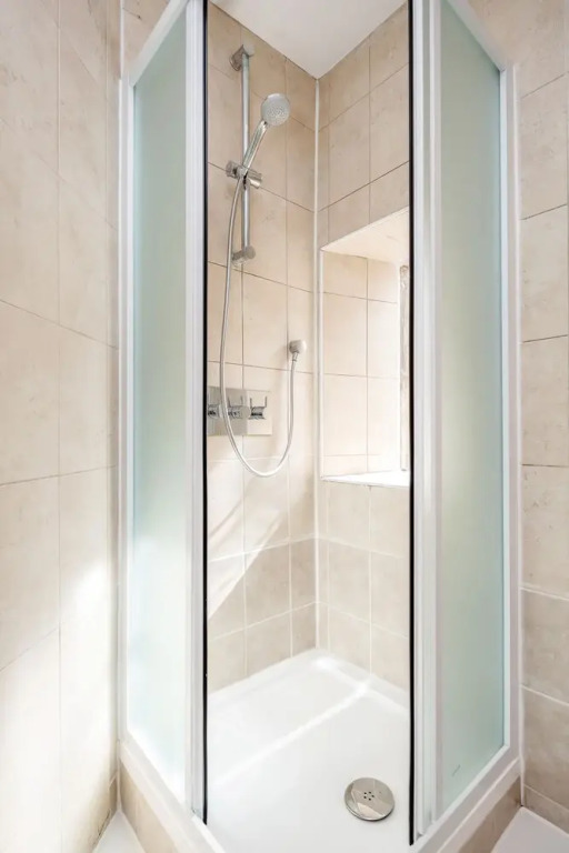 Great Mayfair Apartment - Sleeps 6