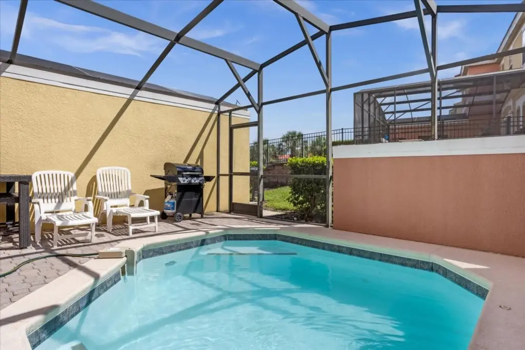 3 Bedrooms 25 Bathrooms Encantada 3091 Yl