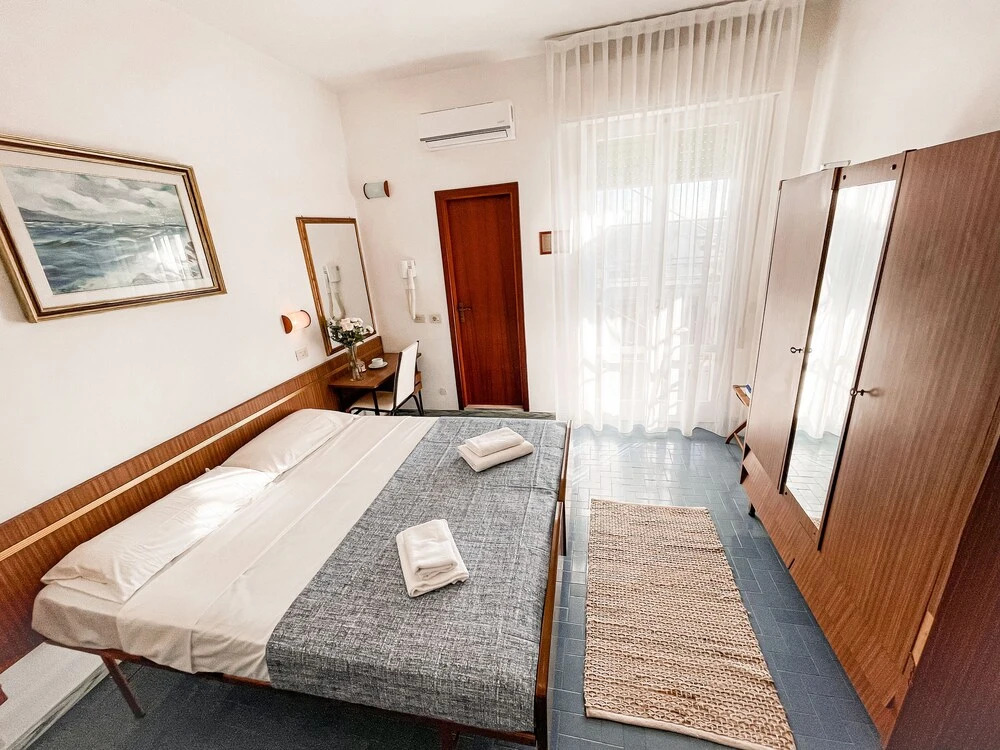 Hotel Sara - 2 Guests Room - n 6