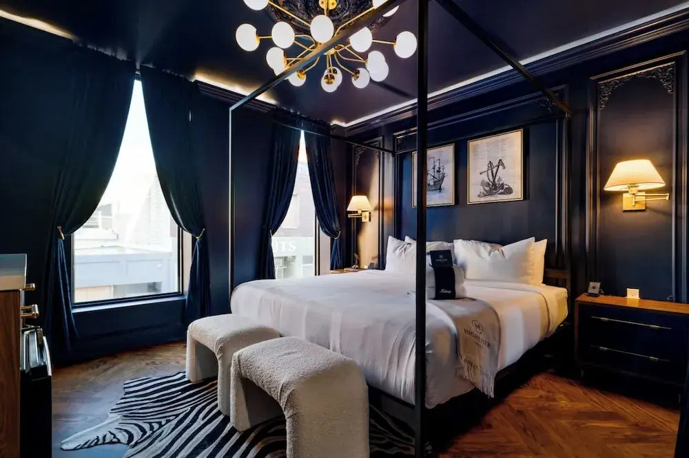 The Highliner Hotel