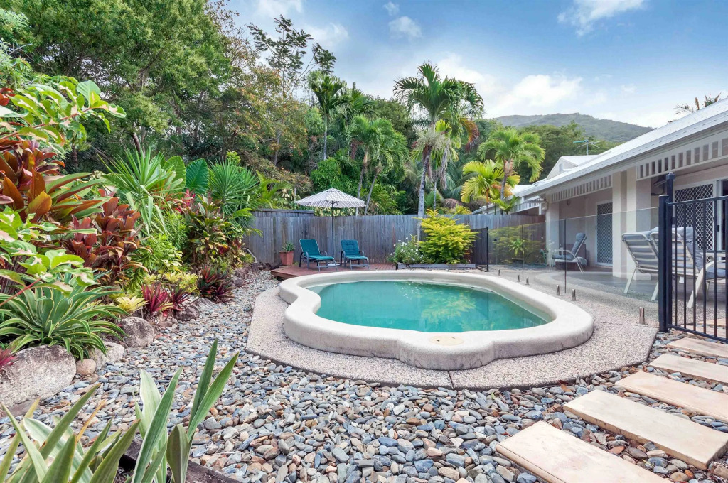 The Villas Palm Cove-PRIVATE POOL in each villa