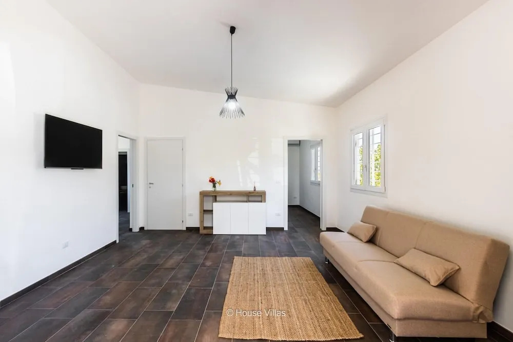 House Villas - Rose Violet House