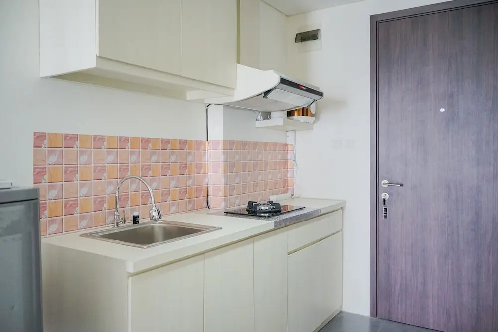Minimalist Studio Bintaro Icon Apartment near British School