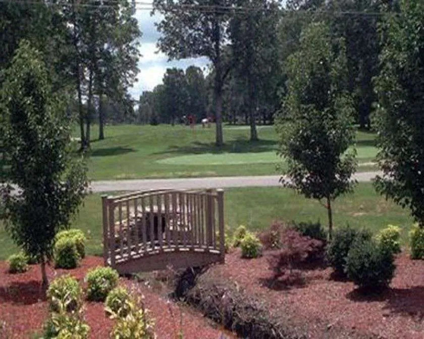 Hiawatha East Lake Tansi by CoolVacay
