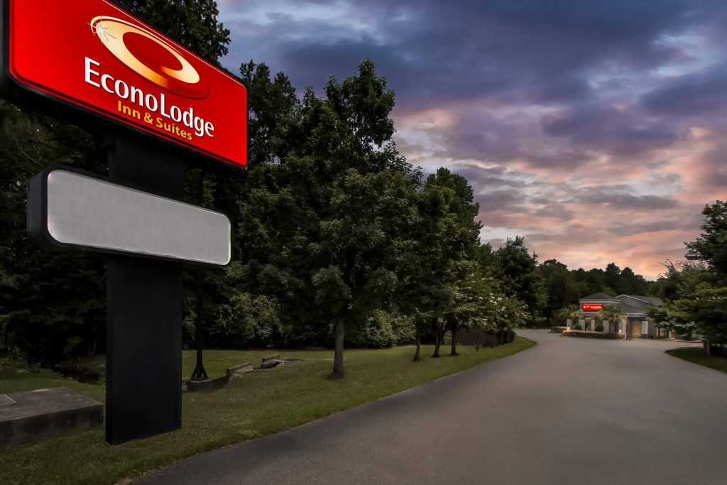 Econo Lodge Inn & Suites Cayce I-26 Airport
