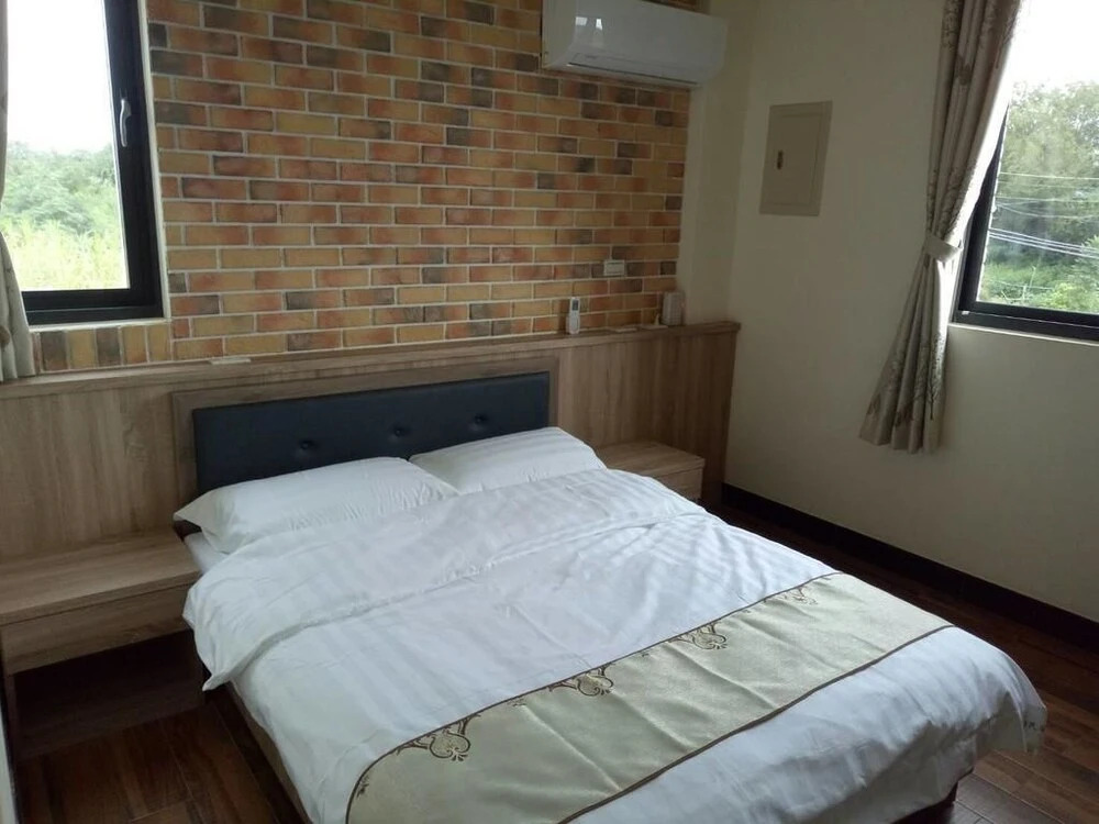 Bigger Guesthouse