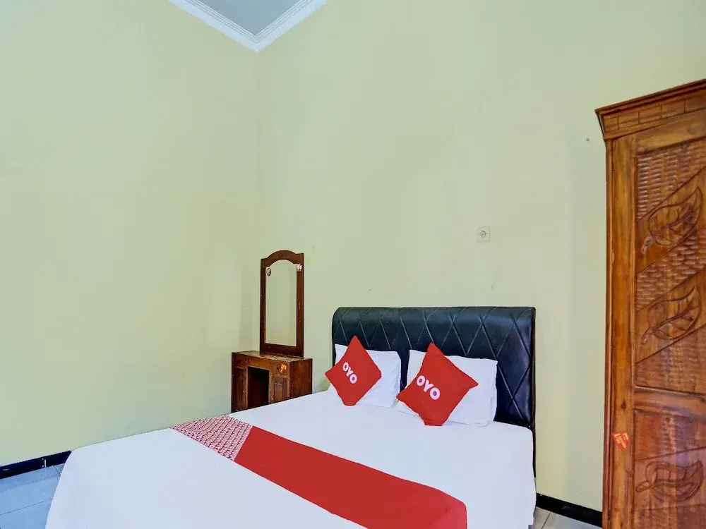 OYO 92387 Ratu Homestay Syariah