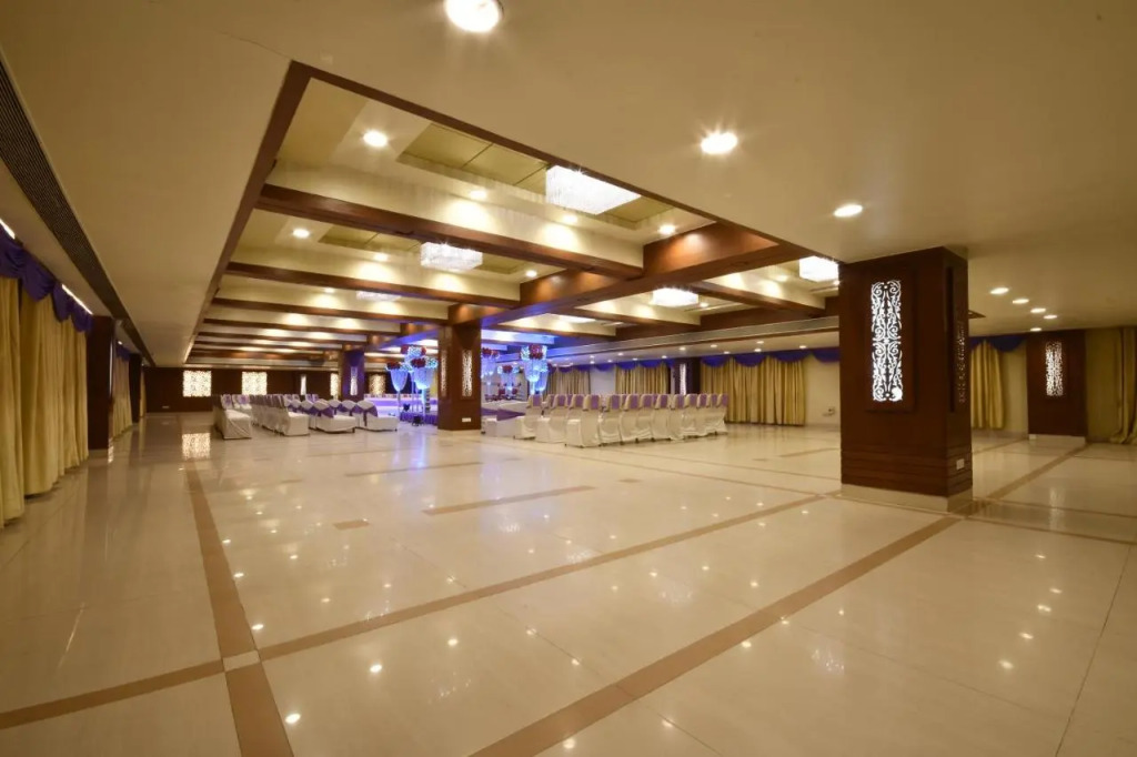 Hotel Platinum Residency