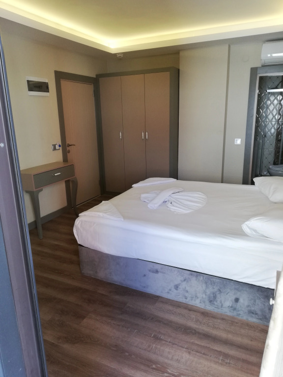 Microyal Hotel