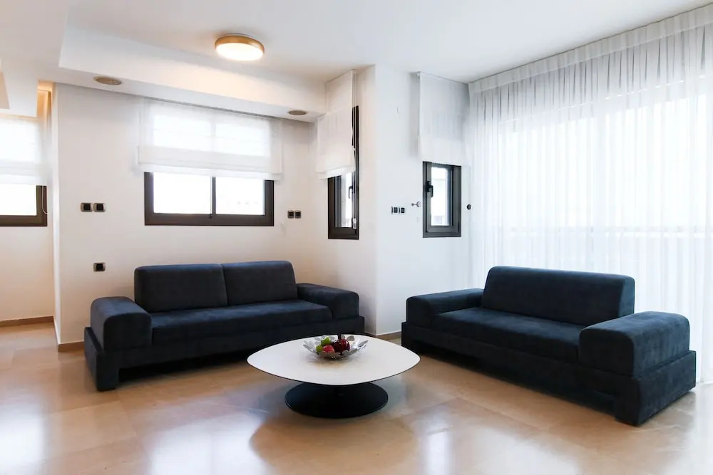 Comfort & Balcony near Beach by FeelHome