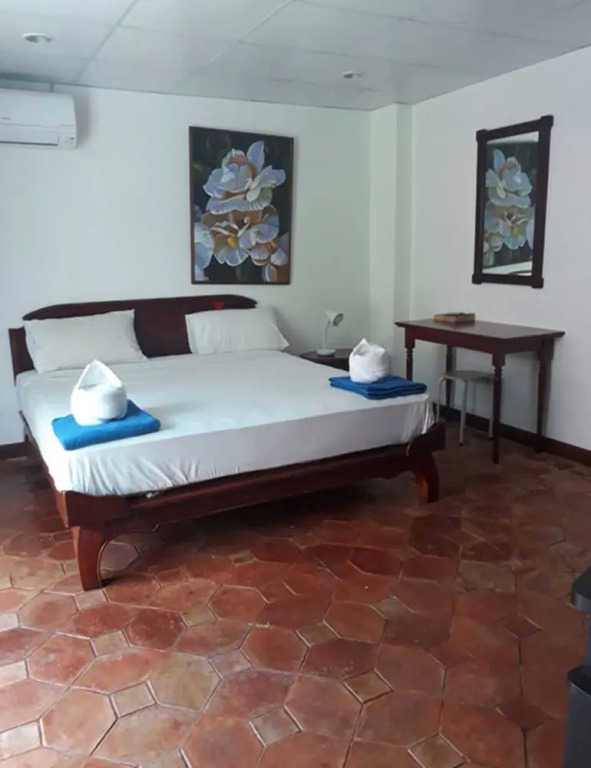 Blue Dolphin Phuket Patong