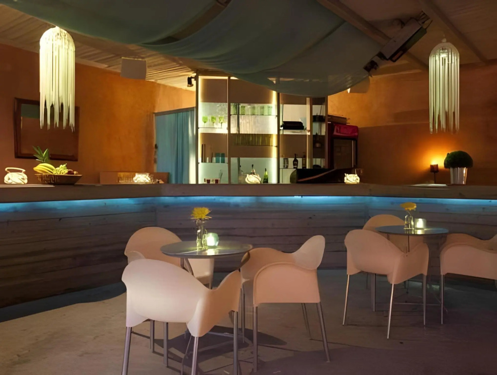 Angelina Boutique Escape