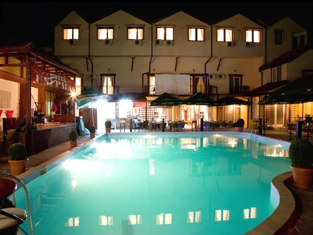 Hotel Uni Palas I