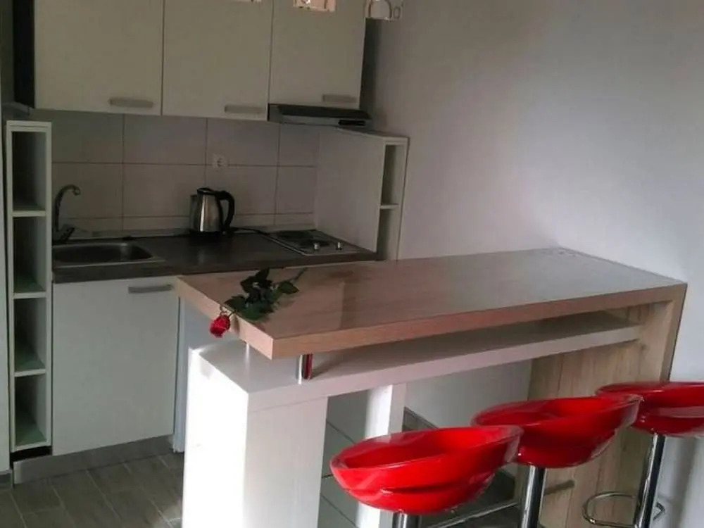 Cozy Holiday Home in Sumartin near Sea