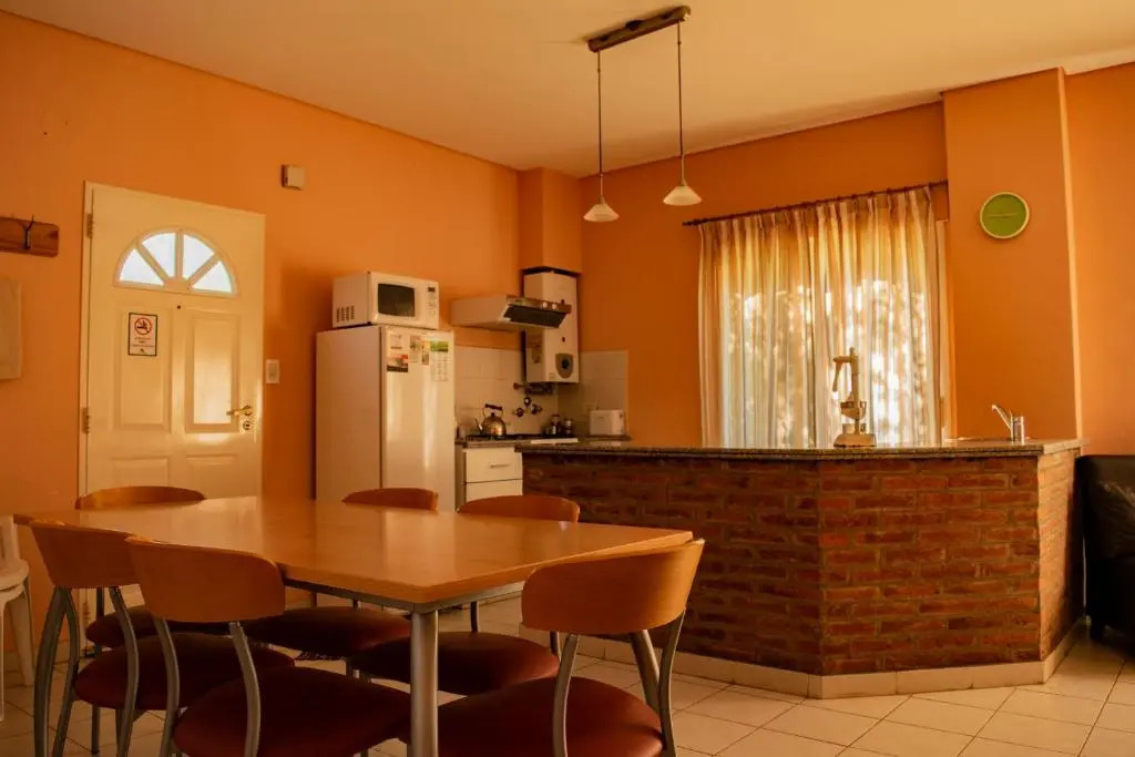 Los Robles Apart Hotel l Suites & Spa
