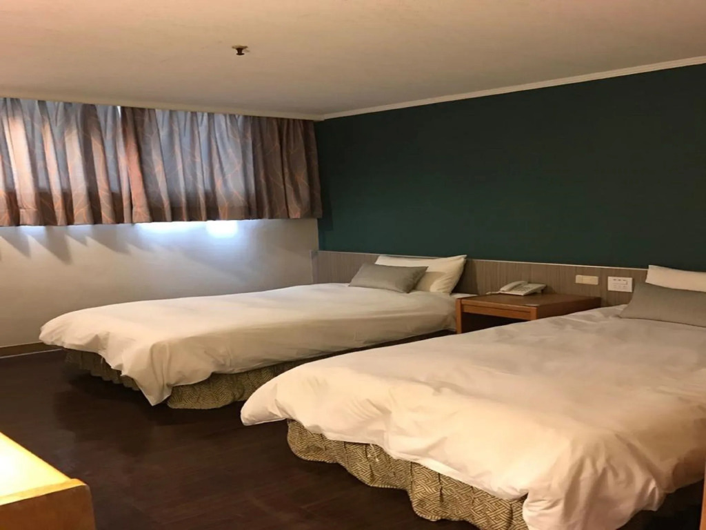Back Home Hotel