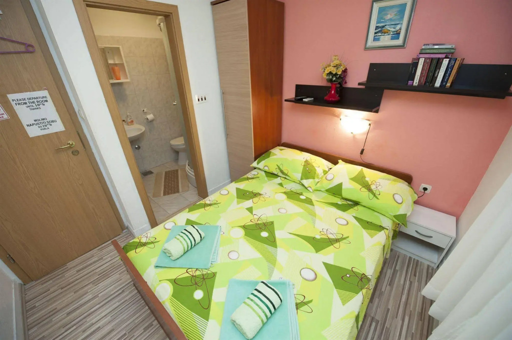 Damira Rooms