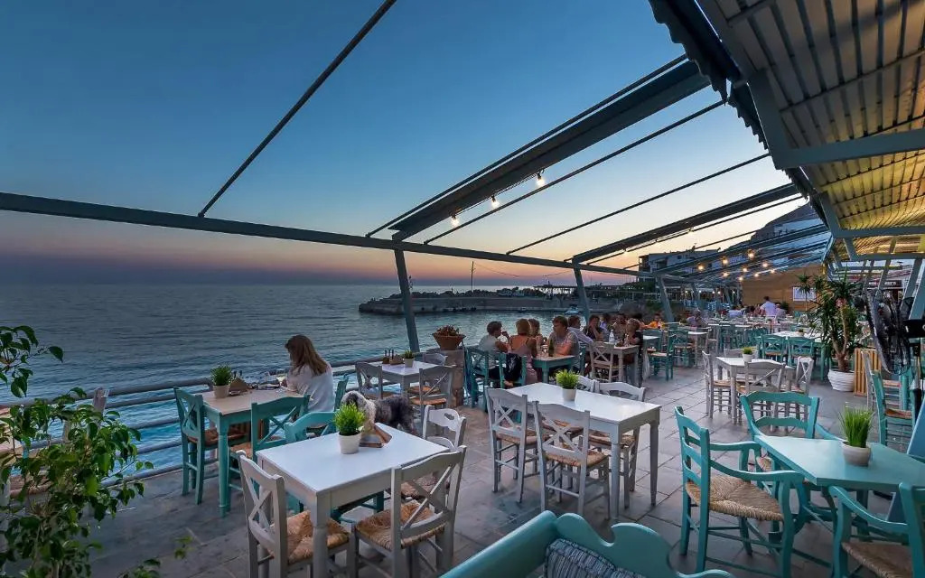 Livikon by the Sea