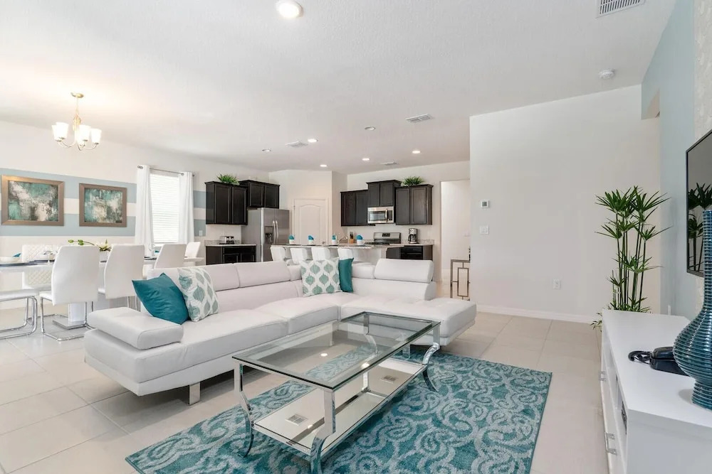5284oba- Solterra Resort