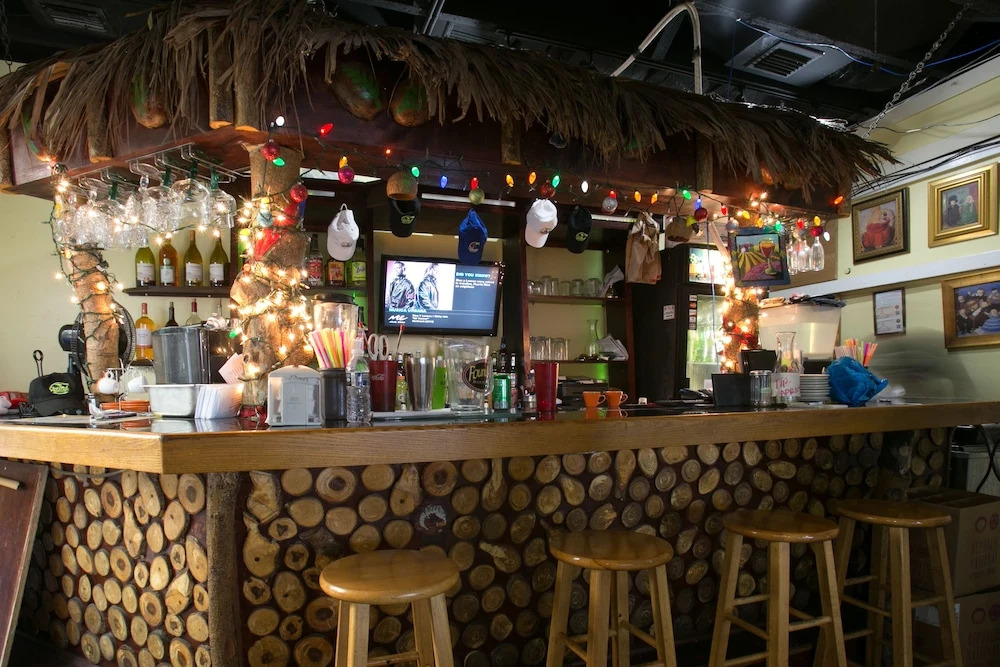 Smallest Bar Inn