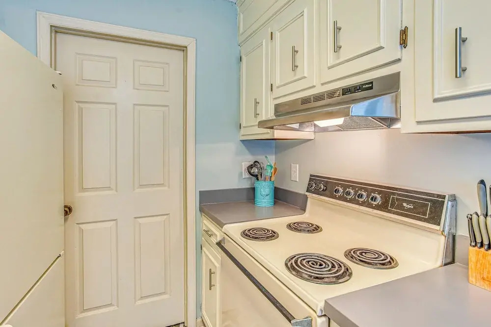 Cozy North Myrtle Beach Home: 3 Blocks to Ocean!