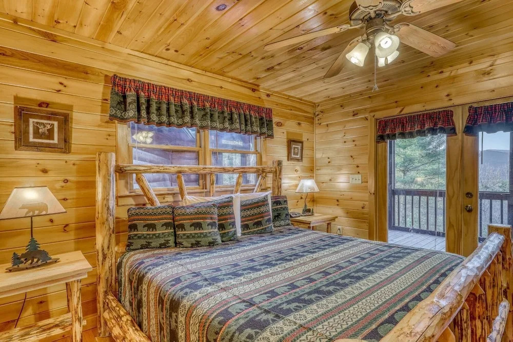 Paradise Lodge