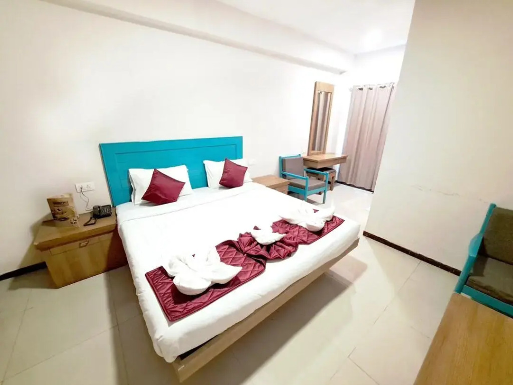 Hotel Preethi Palace