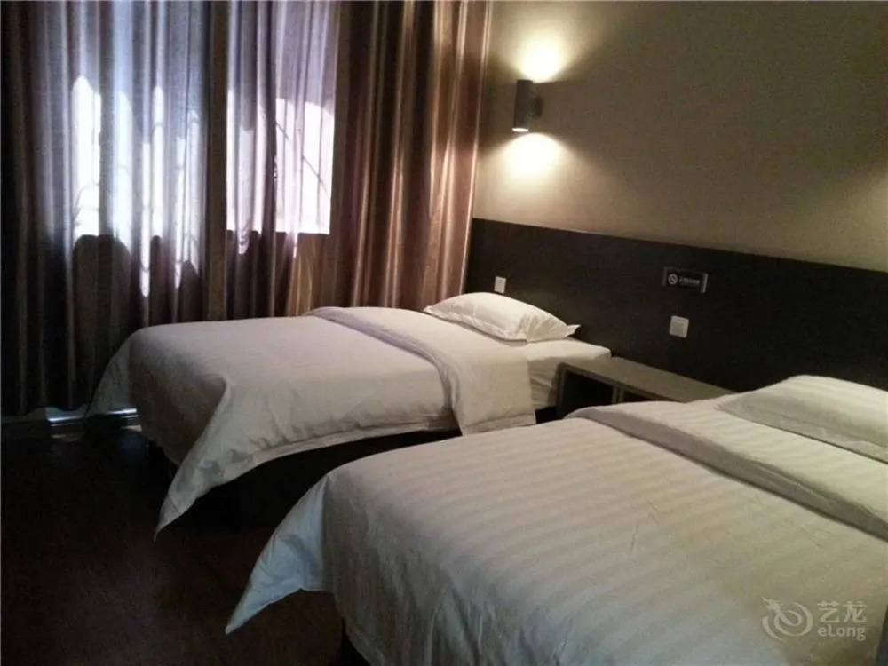 Xunji Hotel