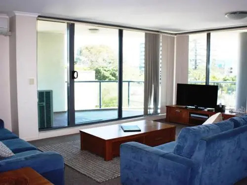 Twin Pines 401 - Cbd Location