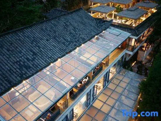 Qingjing Hostel