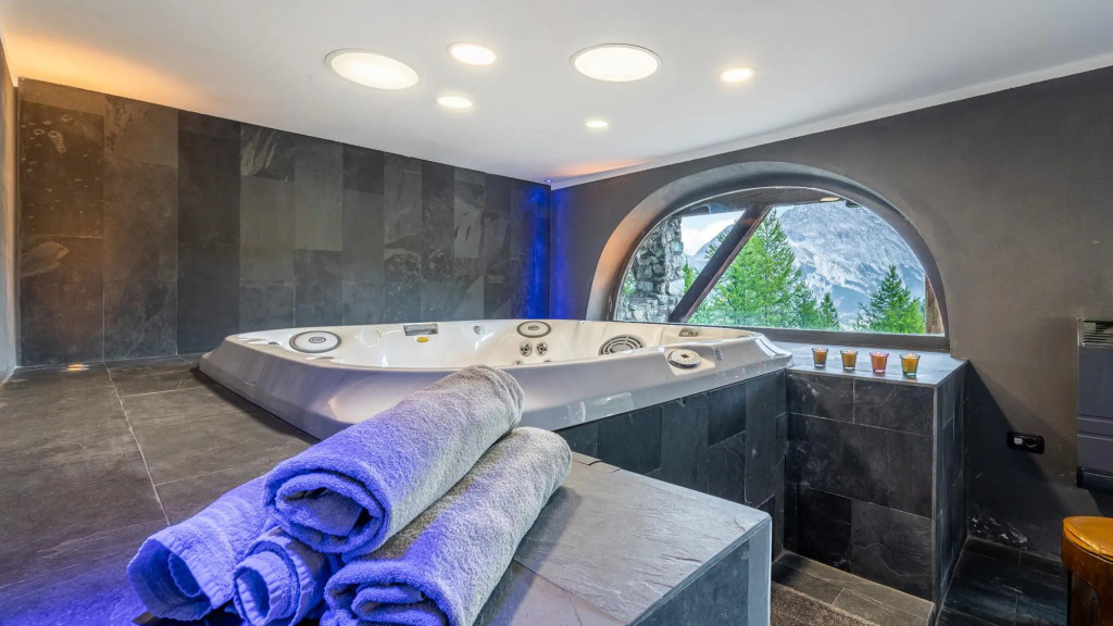 Chalet Monti Della Luna 7