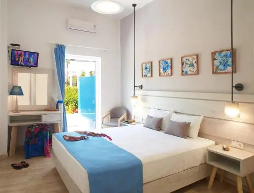 Almiris Seaside Apartments