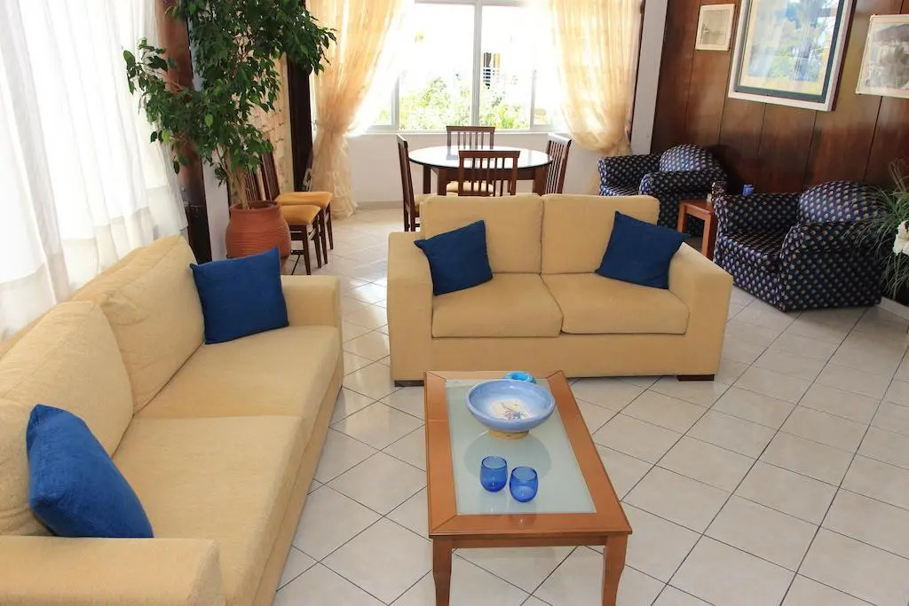 Mitho Hotel
